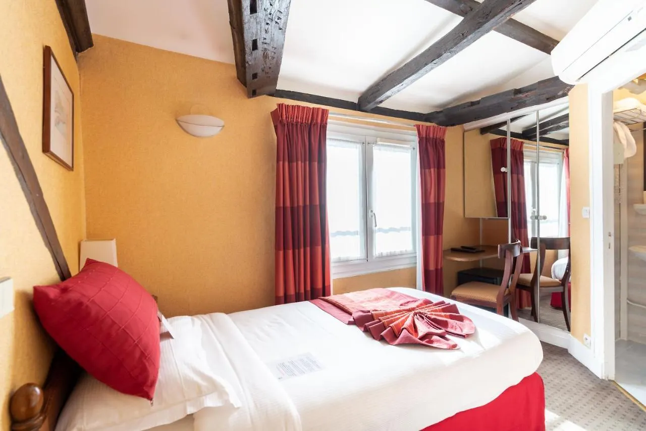 Korner Louvre Hotel