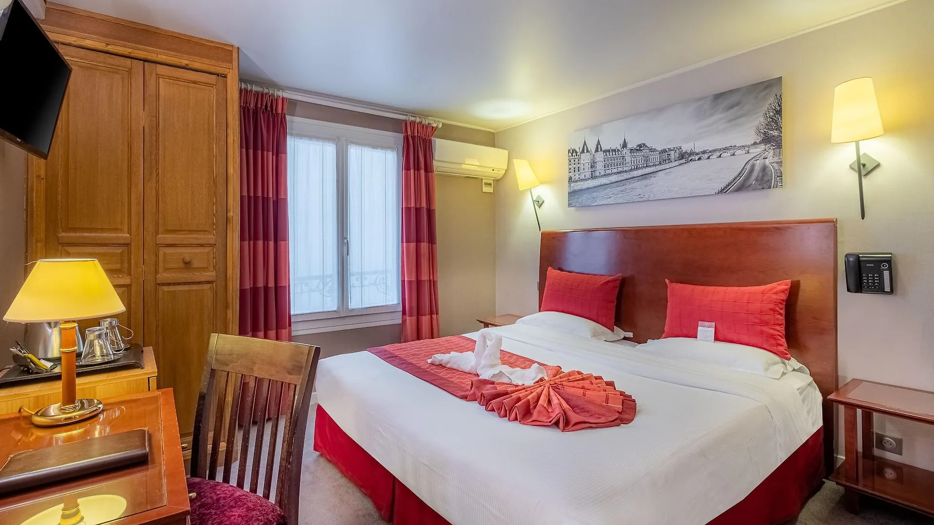 Hotel Korner Louvre Parigi