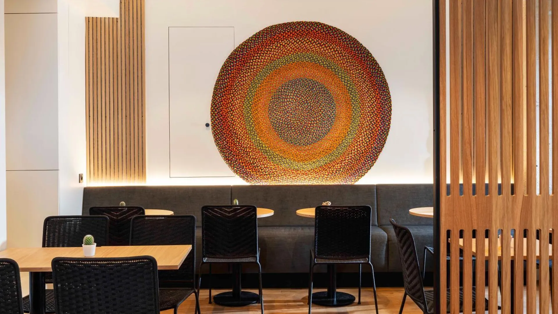 Hotel Korner Louvre 3*